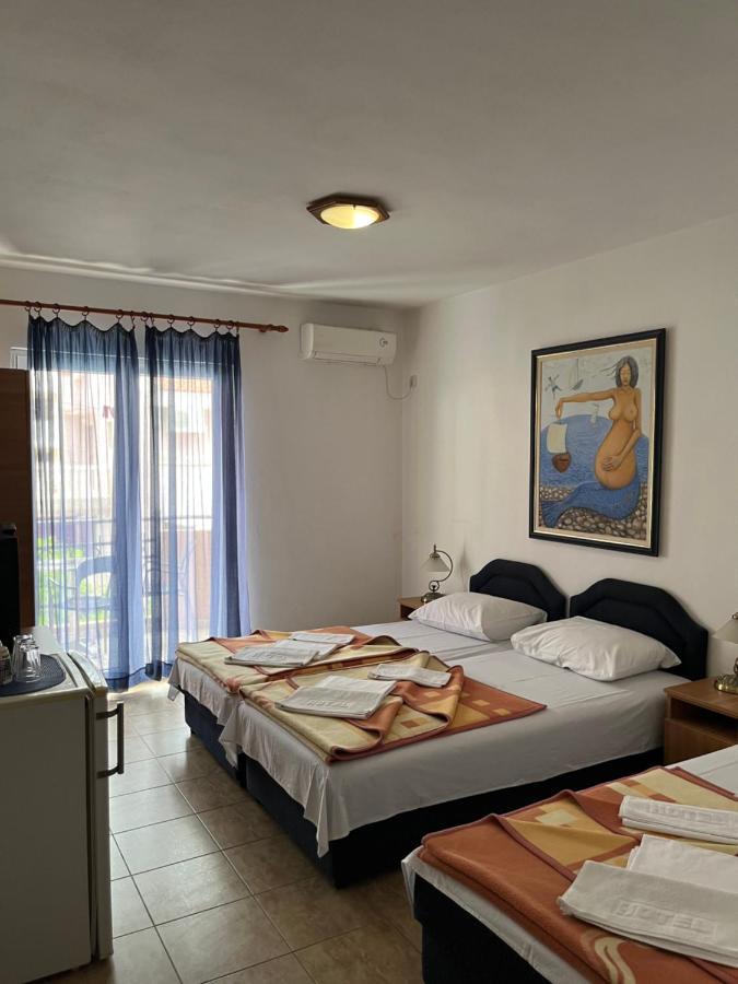 Apartmani Goran I Jelena Zec Будва Екстериор снимка