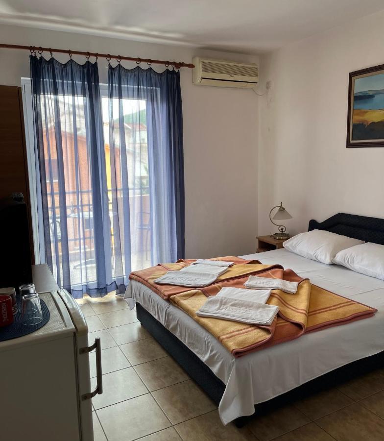 Apartmani Goran I Jelena Zec Будва Екстериор снимка