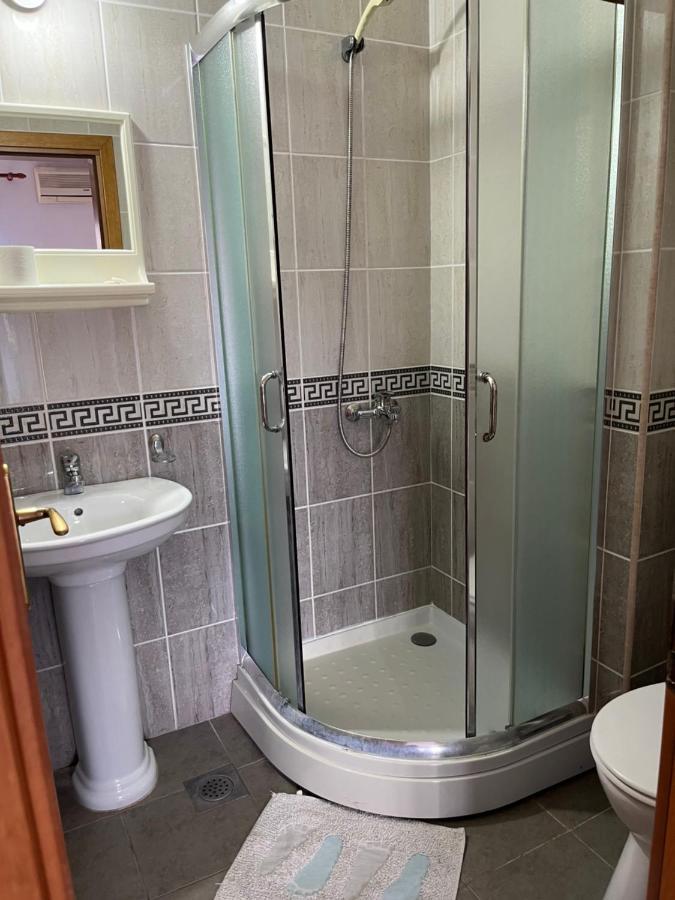 Apartmani Goran I Jelena Zec Будва Екстериор снимка